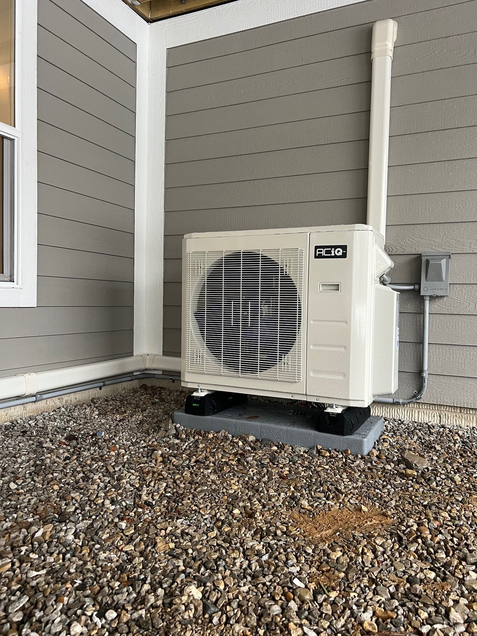 Cold-climate heat pump